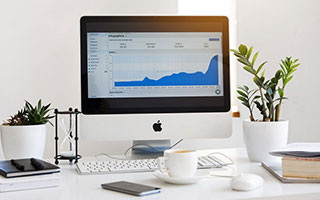 3冠王悬念引爆更衣室！瓜帅1句话藏格拉利什秘密，曼城让全欧胆寒